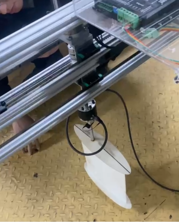 六維力傳感器和浪高儀在船舶與海洋結(jié)構(gòu)物模型試驗 六維力傳感器和浪高儀在船舶與海洋結(jié)構(gòu)物模型試驗