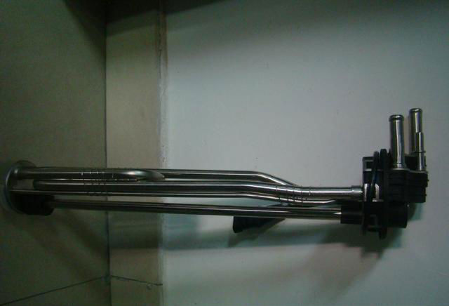 如何重裝汽車的油位傳感器 如何重裝汽車的油位傳感器